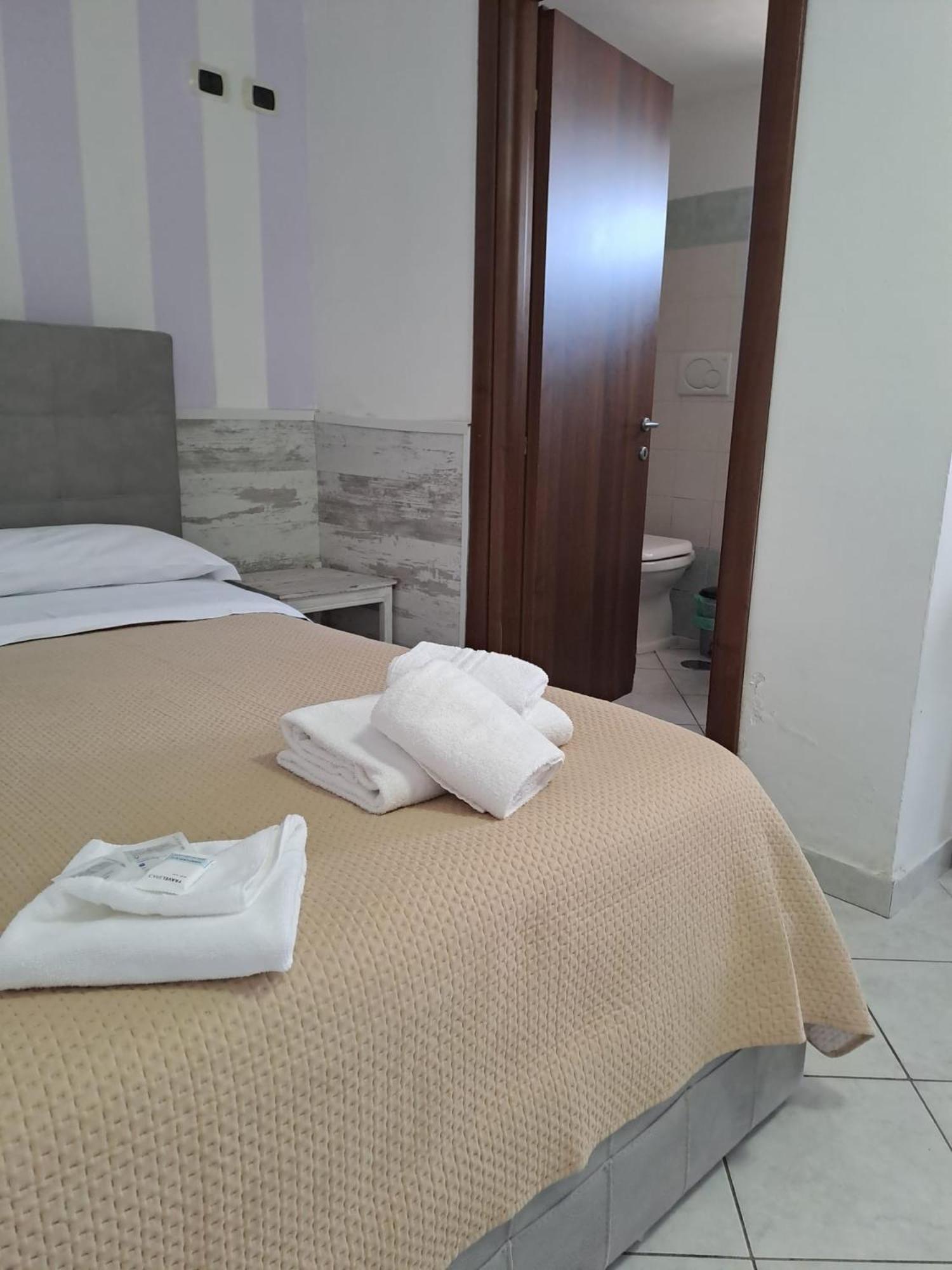 לדיספולי Agriturismo Torre Flavia מראה חיצוני תמונה