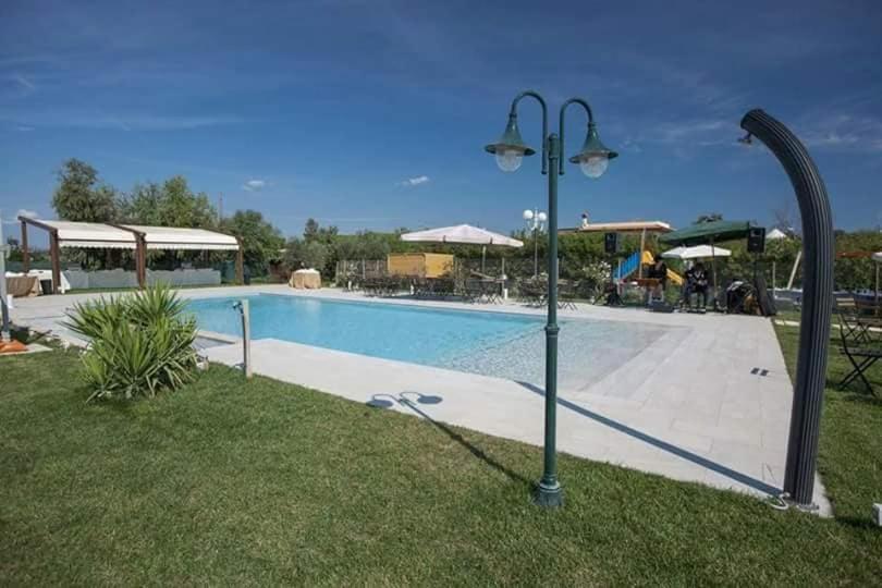 לדיספולי Agriturismo Torre Flavia מראה חיצוני תמונה